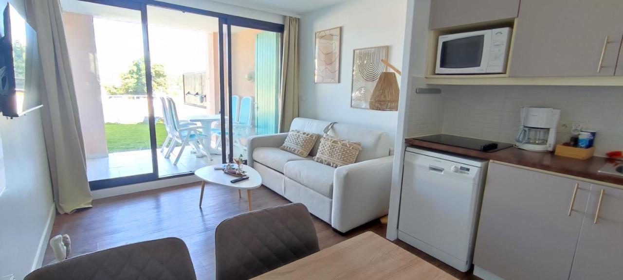 Chez Adriana Appartement Cosy Avec Jardin, Proche Plage Grimaud Exterior foto
